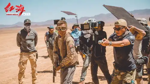 蛟龙小队勇闯北非地区,红海行动复刻真实撤侨
