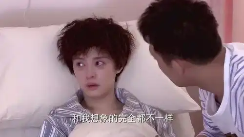 辣妈正传美女生完孩子得产后忧郁,老公拿出一推化妆品,会有用吗
