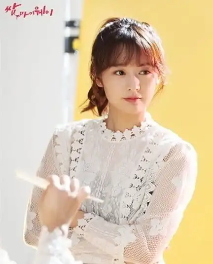 朴叙俊否认与朴敏英结婚,副会长金秘书cp无望,金智媛还有机会
