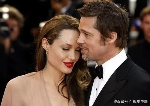 与安吉丽娜朱莉养子闹翻,布拉德皮特准备和自己的孩子过圣诞节