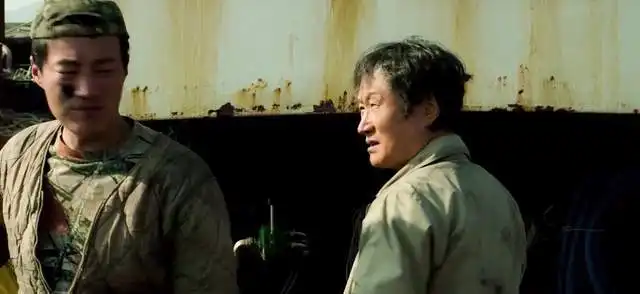 人性的至暗,抽丝剥茧揭开案件真相,鲁荣渔号上到底发生了什么
