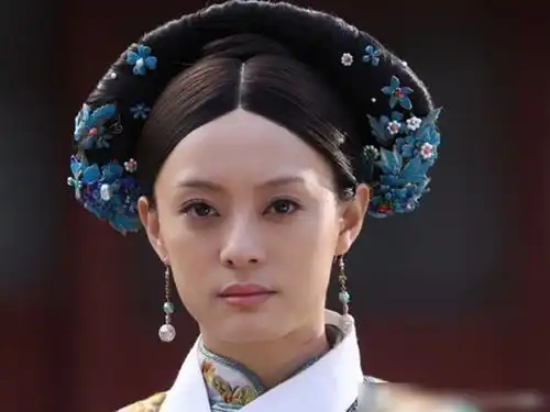 孙俪捐款30万被骂上热搜,网友直言铁公鸡,留给自己买包吧