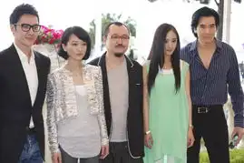 杨幂滞留红毯被驱赶豪宅性感家居照曝光
