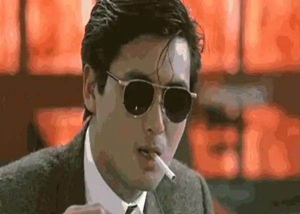 他身家数亿路边买凉拖结婚30年无子
