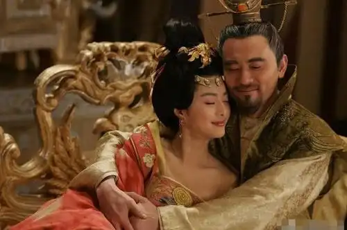 此宠妃又胖又黑,皇帝赐她称号媚猪,宠冠六宫与皇帝夜夜笙歌