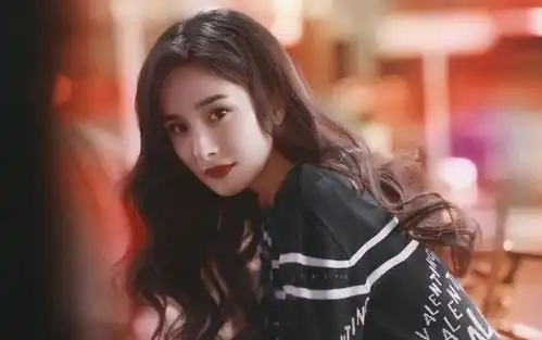 杨幂总想要透过你眼睛,去寻找最原始的野性
