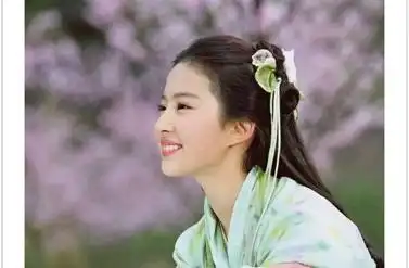 最美瞬间小天使e神第一,仙剑安以轩刘亦菲都输给了阿奴
