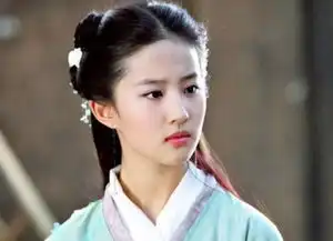 古装造型最美的女星,热巴垫底,赵丽颖只能排第三,第一不是杨幂
