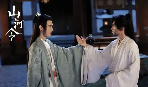 如何评价山河令中张哲瀚和龚俊的演技
