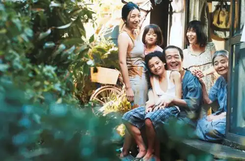 七次征战戛纳是枝裕和终捧金棕榈光环之下新作票房能否也乘上是枝裕和热
