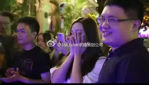 上海酒店套间浪漫求婚,超级感人的求婚视频创意求婚