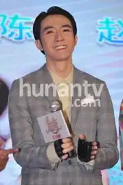 俞灏明爱在春天热播袁珊珊俞灏明深情拥吻曝光
