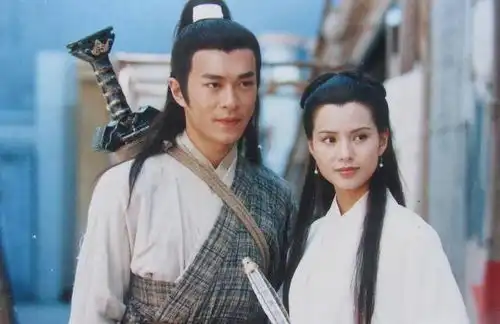 李若彤晒老照片,她如今已经54岁了,曾险些为爱自杀,至今未婚
