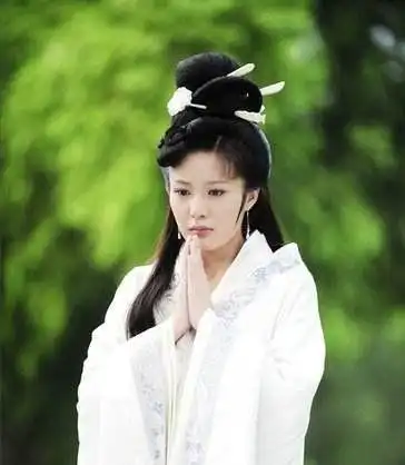 这四个女人被骂成红颜祸水,长的人畜无害,却毁掉四个王朝
