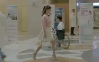 太阳的后裔大结局那些年乔妹用过的减龄包包
