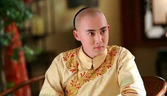 她是永琪唯一的女儿,因其母身份卑微,乾隆赐她一可笑的封号