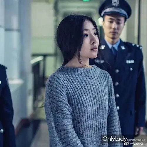 小姨妈变身旅行博主还不够,戏路也拓宽了
