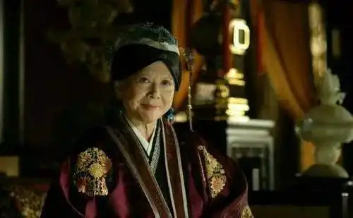 20岁红透伦敦40岁闯好莱坞86岁再登舞台,她是中国名媛周采芹
