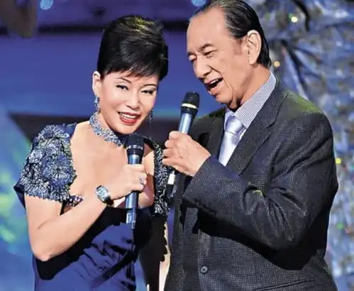 73岁萧芳芳缅怀何鸿燊难忘同台共舞,赌王舞技高超与四太以舞定情
