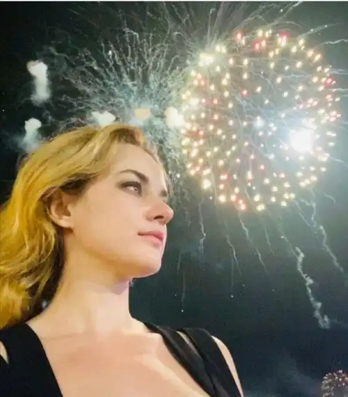 电视剧我的娜塔莎,伊莉莎把跨国婚姻演绎的淋漓尽致
