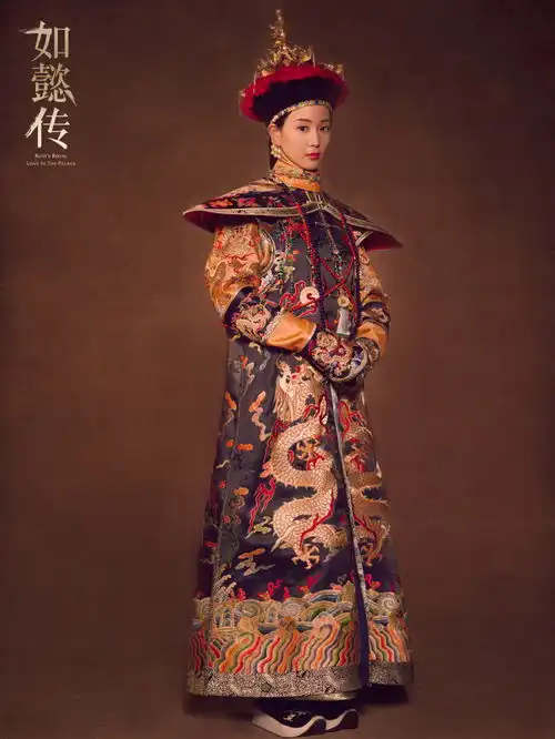盘点如懿传中各位嫔妃的朝服造型
