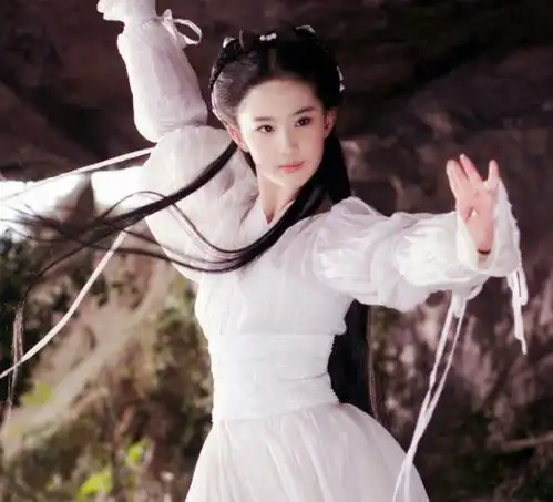 67岁赵雅芝穿古装梦回白娘子,气质超好,真实皮肤状态令人叫绝