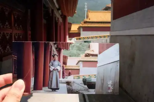 打卡延禧攻略横店影视小镇汽车三日游
