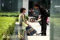 夏家三千金亮相安徽卫视上海征订会