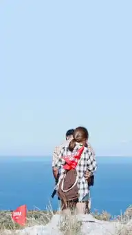 太阳的后裔壁纸剧照宋仲基宋慧乔
