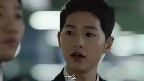 太阳的后裔徐上士和尹中尉分手了,我被人甩了你也有今天
