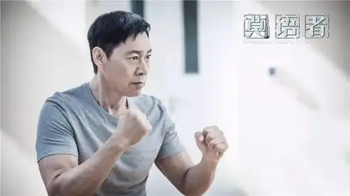 莫语者曝玩命双狼版剧照大片,剧版战狼体验海外战场
