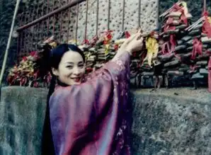 聂风步惊云无名同游乐山大佛,风云雄霸天下剧组罕见照
