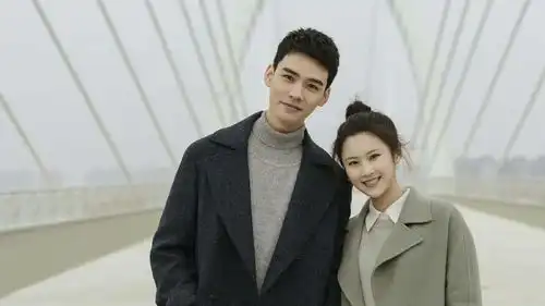 龚俊三喜临门搭档谋女郎新剧定档,与乔欣新剧杀青,加盟中餐厅