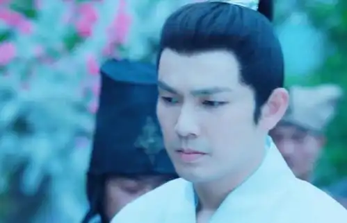 孤芳不自赏播出3年,杨颖资源全面降级,钟汉良人气难回巅峰