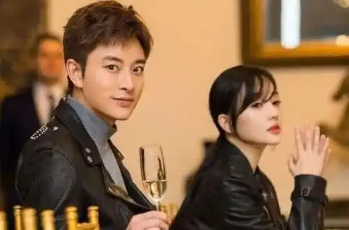 离婚一年后,李小璐为何不再婚只因贾乃亮留了一手,简直太没人性
