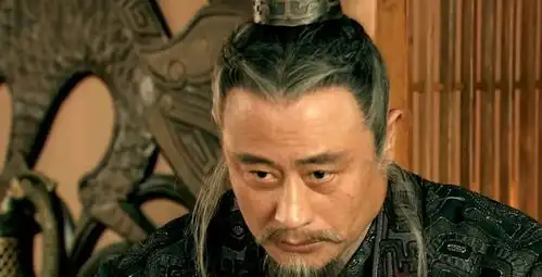 李斯是秦始皇的重臣,曾犯下3大错误,最后一错,导致其被灭三族
