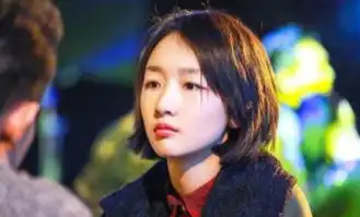 周冬雨与英语助教亲密照被曝光,两人互动频频,网友这太甜了吧
