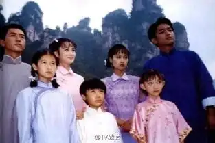 蒋勤勤朱茵旧照曝光肤白貌美