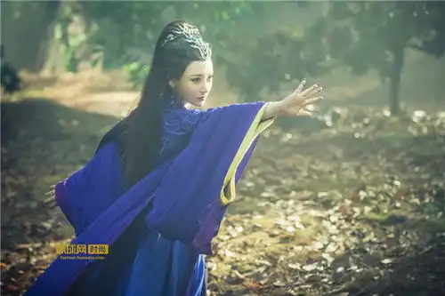 武动乾坤最终boss气势不凡,柳岩眼神杀带感