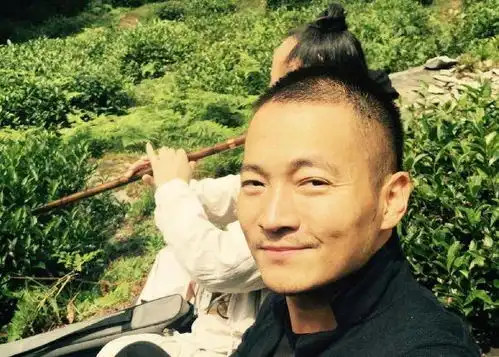 清平乐喻恩泰瘦到认不出,吕秀才是整容了吗