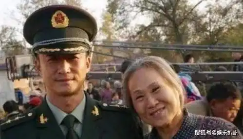 儿子意外将母亲带入演艺圈,今母亲红遍全国,儿子已无戏可拍