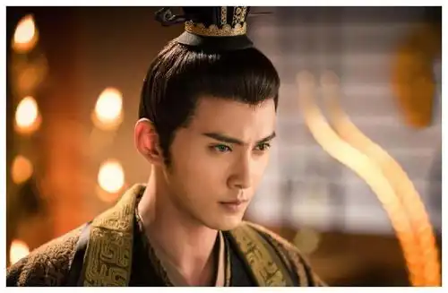 俗语男看鼻子女看嘴,一生富贵少是非,现在还适用吗
