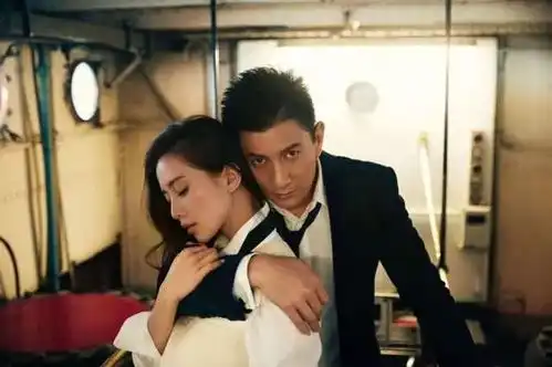 刘诗诗晒照迎新年,大红露肩连衣裙搭配好肤色,气质显得分外优越
