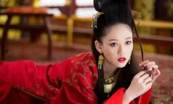 那些将女二生生演成女一的明星,大家都记得有谁,第一个最为经典