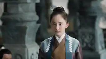 花木兰刘亦菲从军剧照引热议,杨幂赵丽颖等女星男装盘点