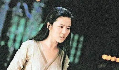 演过聂小倩的4位女星只有她在演小倩,其他三位都是在模仿