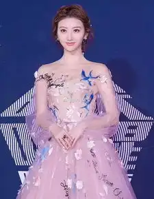 戴这些珠宝的景甜不仅拿下张继科,她还会一直红下去
