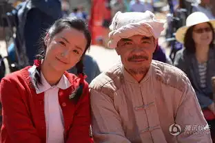 平凡的世界探班王雷李小萌双出轨拍吻戏