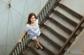 新浪玩玩showgirl美女团惊现酷似泷泽萝拉的妹纸