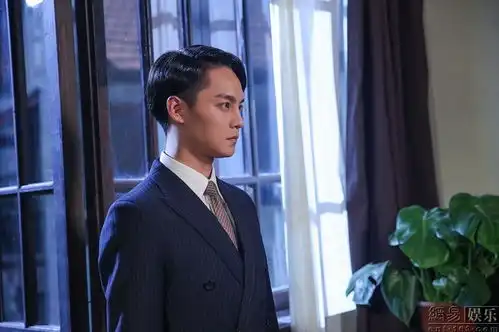 尹正麻雀曝剧照制服诱惑侧颜杀